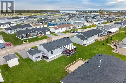 19 Silver Aspen Drive Nanticoke ON N0A 1L0