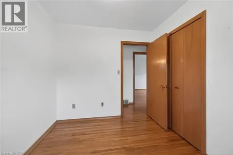 336 Montmorency Drive Hamilton ON L8K 5H4