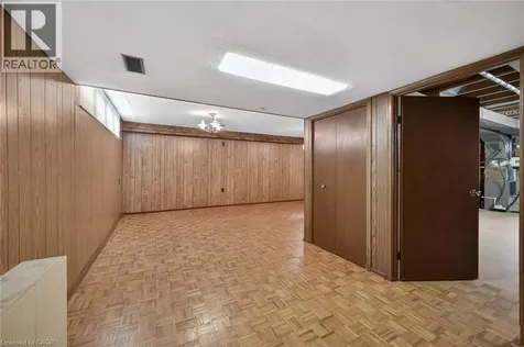 336 Montmorency Drive Hamilton ON L8K 5H4