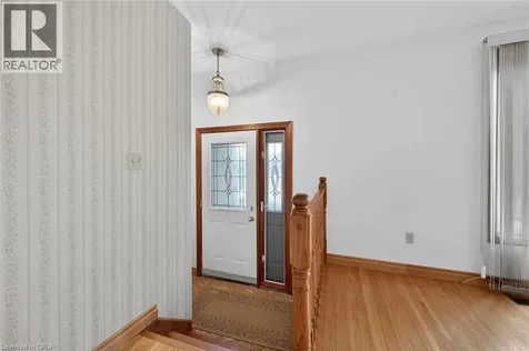 336 Montmorency Drive Hamilton ON L8K 5H4