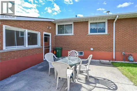 336 Montmorency Drive Hamilton ON L8K 5H4
