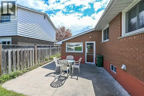 336 Montmorency Drive Hamilton ON L8K 5H4