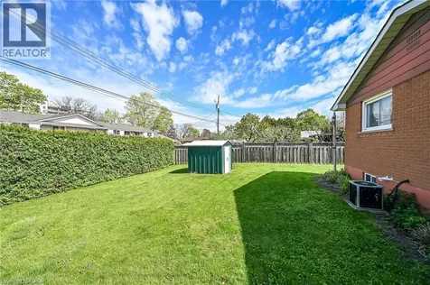 336 Montmorency Drive Hamilton ON L8K 5H4
