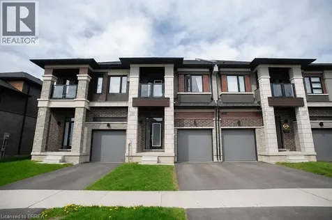 31 Wakeling Drive Brantford ON N3V 0B8