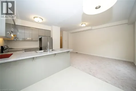 31 Wakeling Drive Brantford ON N3V 0B8