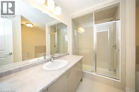 31 Wakeling Drive Brantford ON N3V 0B8