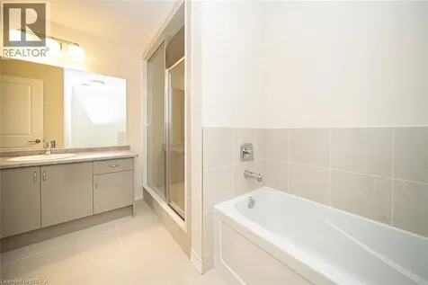 31 Wakeling Drive Brantford ON N3V 0B8
