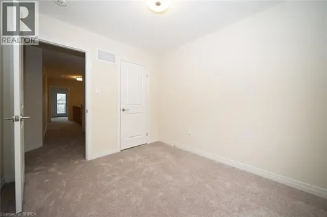 31 Wakeling Drive Brantford ON N3V 0B8