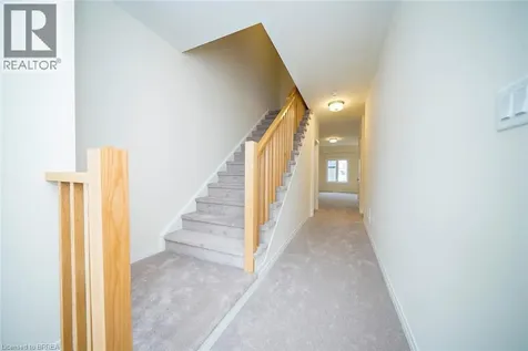 31 Wakeling Drive Brantford ON N3V 0B8