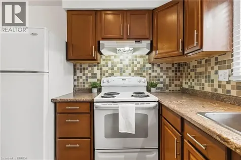 51 Metcalfe Crescent Brantford ON N3R 2L7