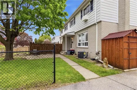 51 Metcalfe Crescent Brantford ON N3R 2L7
