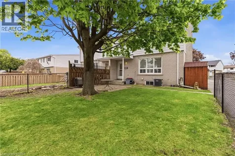 51 Metcalfe Crescent Brantford ON N3R 2L7