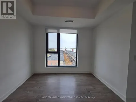 120 Eagle Rock Way Vaughan ON L6A 5C2