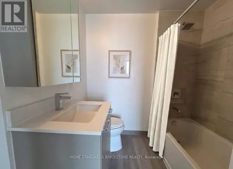 120 Eagle Rock Way Vaughan ON L6A 5C2