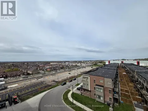120 Eagle Rock Way Vaughan ON L6A 5C2