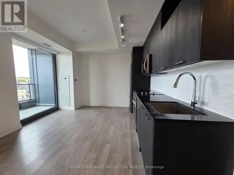 120 Eagle Rock Way Vaughan ON L6A 5C2