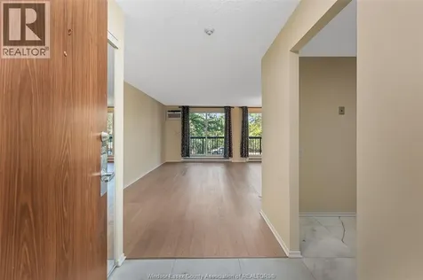 3936 Wyandotte St. East Windsor ON N8Y 4V1