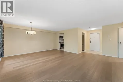 3936 Wyandotte St. East Windsor ON N8Y 4V1