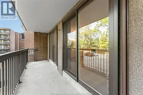 3936 Wyandotte St. East Windsor ON N8Y 4V1