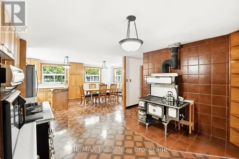 4320 Bloomington Road Whitchurch-stouffville ON L4A 7X5
