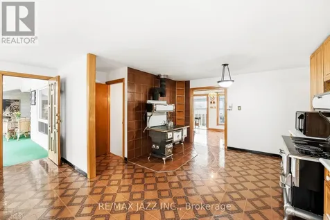 4320 Bloomington Road Whitchurch-stouffville ON L4A 7X5