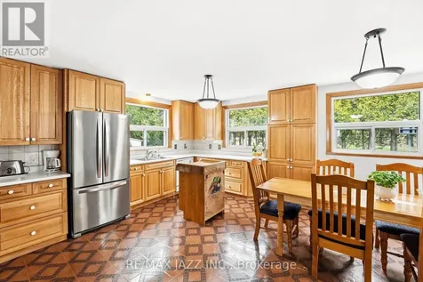 4320 Bloomington Road Whitchurch-stouffville ON L4A 7X5
