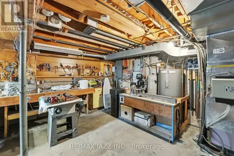 4320 Bloomington Road Whitchurch-stouffville ON L4A 7X5