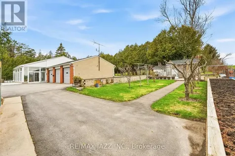 4320 Bloomington Road Whitchurch-stouffville ON L4A 7X5