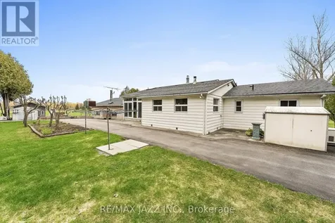 4320 Bloomington Road Whitchurch-stouffville ON L4A 7X5
