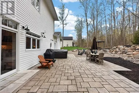 6 Forrester Road Oro-medonte ON L0L 2L0