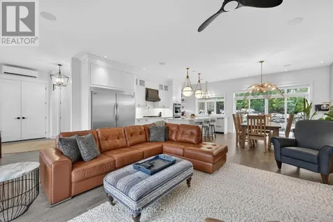 6 Forrester Road Oro-medonte ON L0L 2L0