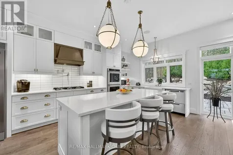 6 Forrester Road Oro-medonte ON L0L 2L0