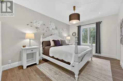 6 Forrester Road Oro-medonte ON L0L 2L0