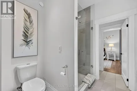 6 Forrester Road Oro-medonte ON L0L 2L0
