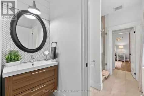 6 Forrester Road Oro-medonte ON L0L 2L0