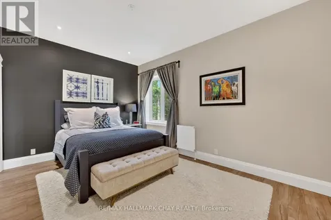 6 Forrester Road Oro-medonte ON L0L 2L0