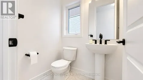 26 Mcaush Street Barrie ON L9J 0V6