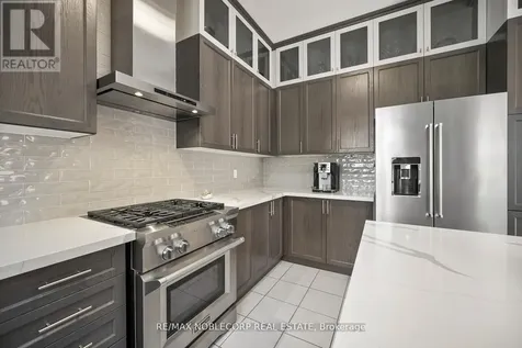 68 Inverness Way Bradford West Gwillimbury ON L3Z 0W5