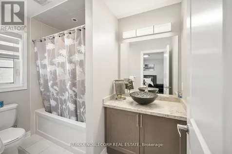 68 Inverness Way Bradford West Gwillimbury ON L3Z 0W5