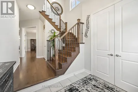 68 Inverness Way Bradford West Gwillimbury ON L3Z 0W5