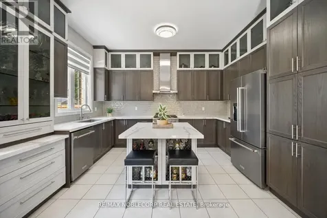 68 Inverness Way Bradford West Gwillimbury ON L3Z 0W5