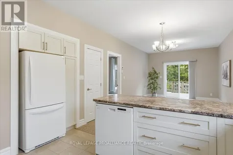 1 Rosemary Court Prince Edward County (picton Ward) ON K0K 2T0