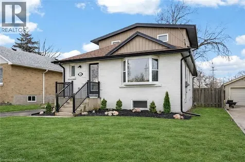 330 East 15th Street Hamilton ON L9A 4G5