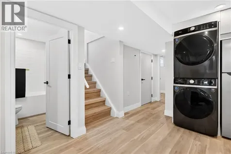 330 East 15th Street Hamilton ON L9A 4G5