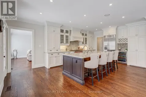 19 Wilson House Drive Whitby ON L0B 1A0