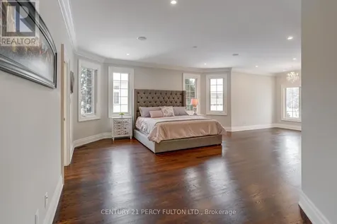 19 Wilson House Drive Whitby ON L0B 1A0