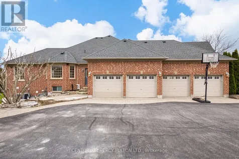 19 Wilson House Drive Whitby ON L0B 1A0