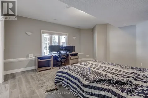 19 Wilson House Drive Whitby ON L0B 1A0