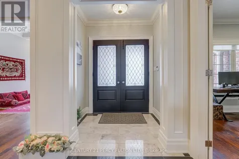 19 Wilson House Drive Whitby ON L0B 1A0