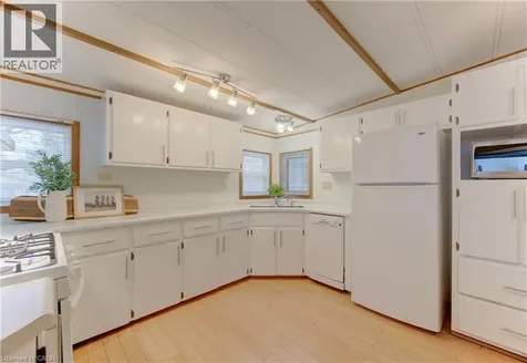 580 Beaver Creek Road Waterloo ON N2J 3Z4